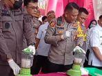 Polres-Mesuji-Lampung-musnahkan-sabu-menggunakan-blender.jpg