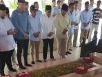 Prabowo-Subianto-ziarah-dan-berdoa-di-makam-Bung-Karno.jpg