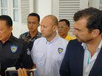 Prasetyo-Edi-Marsudi-dan-Bobby-Nasution-Mundur.jpg