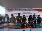 ROKOK-ILEGAL-Ketua-DPRD-Kabupaten-Bogor-Sastra-Winara-pemusnahan-18-juta-batang-rokok-ilegal.jpg