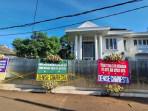 RUMAH-UYA-DIJARAH-Rumah-Uya-Kuya-di-kawasan-Duren-Sawit-Jak.jpg