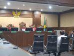 Rafael-Alun-Trisambodo-saat-jadwal-sidang-putusan-di-PN-Jakarta-Pusat-Kamis-412024.jpg