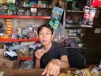 Rahmat-menceritakan-bagaimana-aksi-warga-menghakimi-seorang-pria-Senin-27102025-malam.jpg