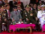 SBY-duduk-di-samping-Prabowo-Subianto-saat-HUT-ke-78-TNI.jpg