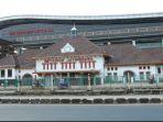 STASIUN-JATINEGARA-2.jpg