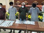 Satpol-PP-Jakarta-Pusat-menangkap-lima-pelaku-penjual-obat-terlarang.jpg