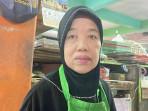 Sri-62-pedagang-sayur-mayur-di-Pasar-Slipi-Palmerah-Jakarta-Barat-pada-Kamis-9102025.jpg