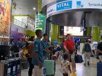 Suasana-Stasiun-Gambir-Gambir-Jakarta-Pusat-pada-H-6-lebaran-Kamis-442024.jpg