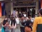 Suasana-kepanikan-terjadi-di-Bangkalan-Plaza.jpg