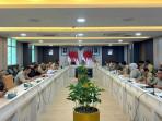 Suasana-rapat-tindak-lanjut-hasil-sosialisasi-pengembalian-fungsi-lahan-TPU-Menteng-Pulo.jpg