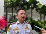 Syafrin-Liputo-menjelaskan-di-bus-akan-ditambahkan-sistem-khusus-menghitung-kepadatan.jpg