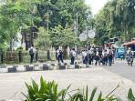 TAWURAN-Suasana-Jalan-Semeru-Raya-Grogol-Petamburan-Jakarta-Barat.jpg