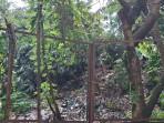 TPS-liar-di-pinggiran-Sungai-Cipinang.jpg
