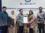 UNM-resmi-menerima-SK-dari-Kepala-Lembaga-Layanan-Pendidikan-Tinggi-LLDikti-Wilayah-3.jpg