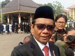 Usut-Tuntas-Penemuan-Senpi-di-Rumah-Mentan.jpg