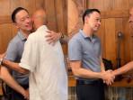 VIRAL-MEDIA-SOSIAL-Tom-Lembong-dan-Geisz-Chalifah-di-pendopo-rumah-Anies-Baswedan.jpg
