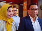 Venna-Melinda-didampingi-pengacara56.jpg