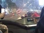 Video-viral-pria-bertopi-mengadang-bus-Transjakarta-di-kawasan-Sarinah-Menteng-Jakarta-Pusat.jpg