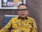 Wakil-Ketua-DPRD-DKI-Jakarta-Basri-Baco-saat-ditemui-di-kantornya-Senin-1472025.jpg