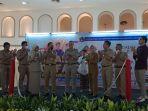 Wali-Kota-Jakarta-Pusat-Dhani-Sukma-saat-Pameran-Bursa-Kerja.jpg