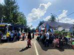 Warga-antusias-mengantri-layanan-SIM-gratis-di-Lapangan-Tegar-Beriman-Cibinong.jpg