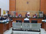akbp-dody-prawiranegara-saat-mengikuti-persidangan-dengan-terdakwa-irjen-teddy-minahasa.jpg