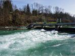 bendungan-atau-pintu-air-engehalde-di-sungai-aare.jpg