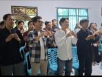 calon-pengantin-tengah-melakukan-tepuk-sakinah.jpg