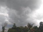 cuaca-mendung-jakarta.jpg