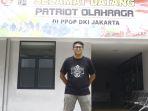 dedy-rukmana-selaku-pelatih-tim-gulat-dki-jakarta-difoto-usai-latihan-bersama-sejumlah-atlet-gulat.jpg