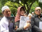 dr-Tifauzia-Tyassuma-memenuhi-panggilan-penyidik-Polda-Metro-Jaya-Kamis-2182025.jpg
