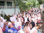 ibu-ibu-jember-gelar-doa-bersama.jpg