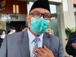 iwan-setiawan-usai-menghadiri-rapat-paripurna-di-gedung-dprd-kabupaten-bogor.jpg