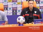 kluivert-idzess.jpg