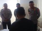 Ibu Pelajar SMK Korban Penyiraman Air Keras Puas Polres Metro Jakut Tangkap Pelaku dan Beri Santunan