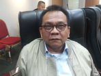 mohammad-taufik-di-balai-kota_20181009_095322.jpg