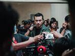 nicholas-saputra-dalam-syuting-film-sayap-sayap-patah.jpg