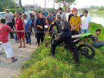 pencarian-korban-tenggelam-yang-terpental-ke-kalimalang-setelah-ditabrak-mobil-toyota-fortuner.jpg