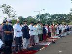 salat-Idul-Adha-di-jakarta23.jpg