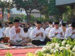salat-idulfitri-di-balai-kota-dki-jakarta-ka.jpg