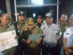 segela-parkir-liar.jpg