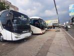 sejumlah-armada-bus-akap-sedang-terparkir-di-terminal-bayangan-cimanggis-ciputat-kota-tangsel.jpg