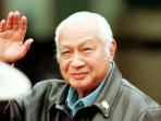 soeharto1.jpg