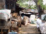 suasana-kampung-pemulung-di-jurang-mangu-barat-tangerang-selatan.jpg