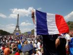 suporter-prancis_20180716_005936.jpg