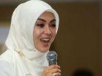 wartakota/syahrini-di-az-zikra.jpg