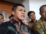 tegar-putu-hena-kiri-dan-ulung-purnama-kanan-kuasa-hukum-korban-gagal-ginjal-akut.jpg