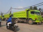 truk-tambah-dihentikan-lewat-Parung-Panjang244.jpg