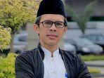ujang-komarudin-pengamat-politik.jpg
