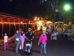 wisata-malam-di-ragunan12.jpg
